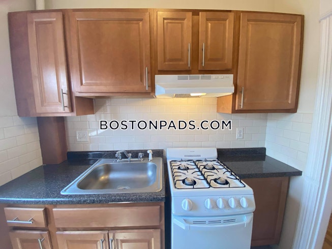 Brookline - $1,900+ /mo