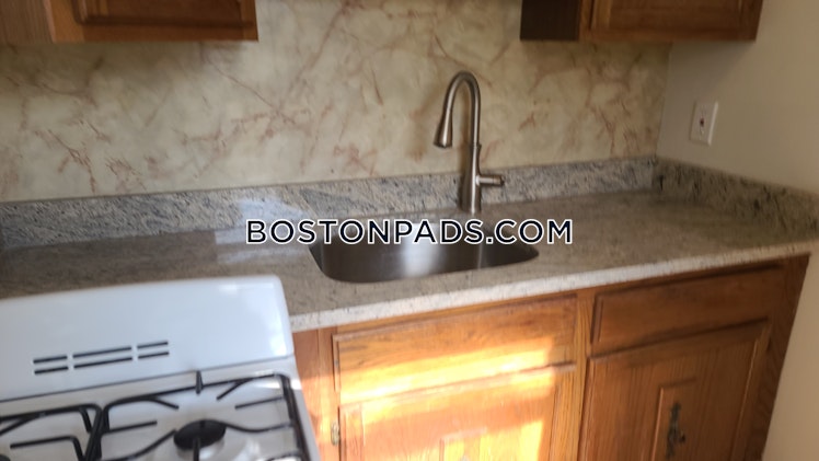 Pleasant St., Malden