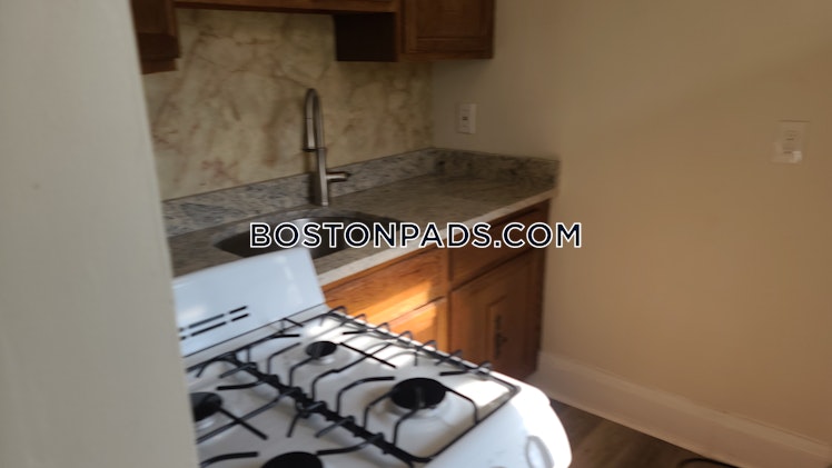 Pleasant St., Malden