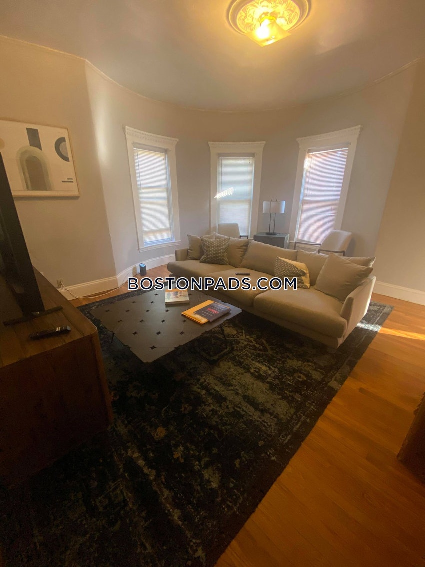 BOSTON - ROXBURY - 3 Beds, 1 Bath - Image 64