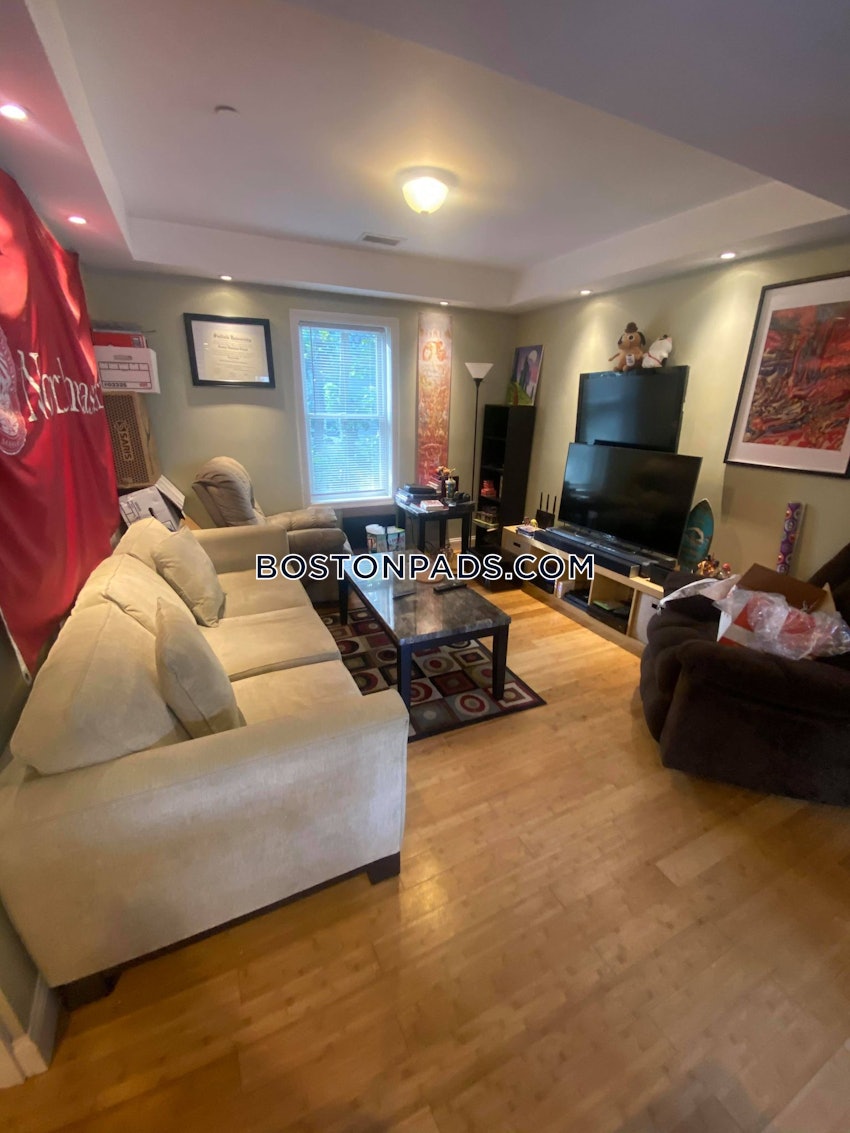 BOSTON - JAMAICA PLAIN - HYDE SQUARE - 4 Beds, 2 Baths - Image 1