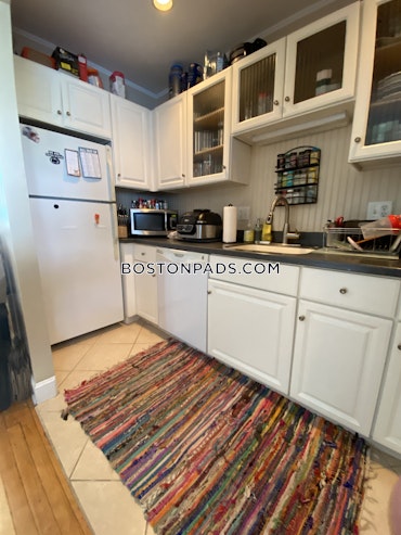 Boston - 2 Beds, 1 Baths