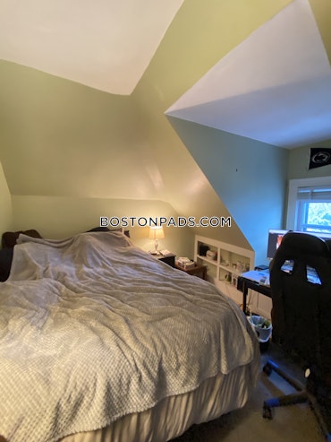 Boston - 2 Beds, 1 Baths