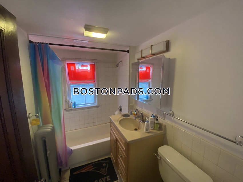 BOSTON - BRIGHTON- WASHINGTON ST./ ALLSTON ST. - 4 Beds, 1.5 Baths - Image 15