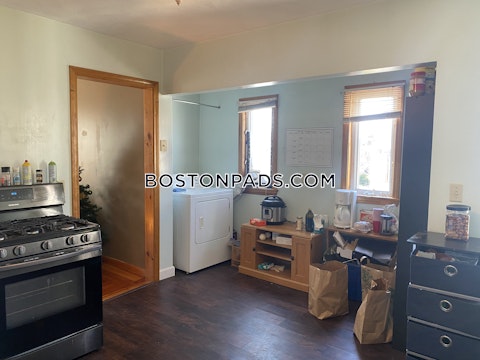 Princeton St. Medford photo 14