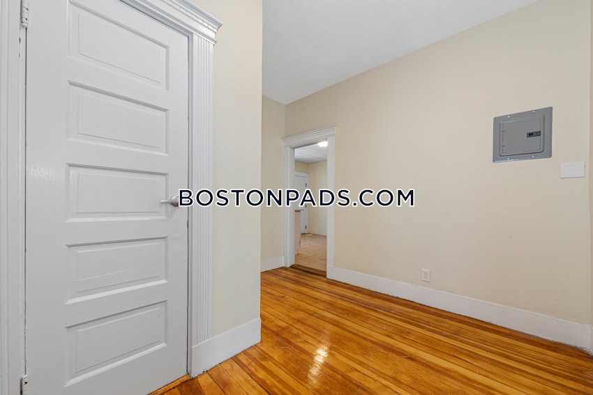 BOSTON - BRIGHTON - OAK SQUARE - 2 Beds, 2 Baths - Image 11