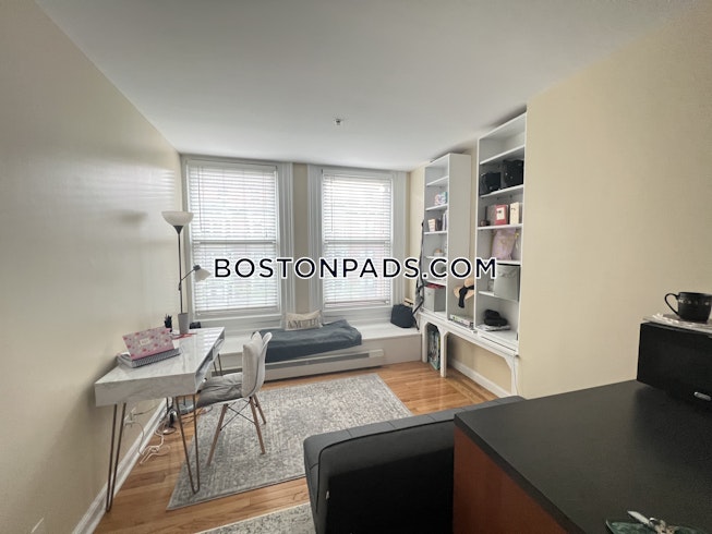 Boston - $2,750+ /mo