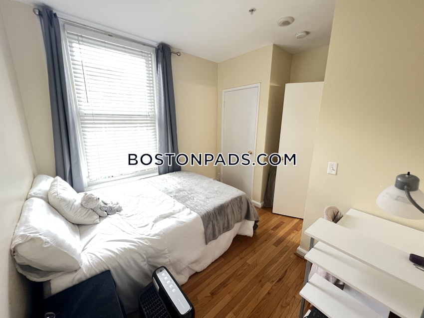 BOSTON - BACK BAY - 1 Bed, 1 Bath - Image 56