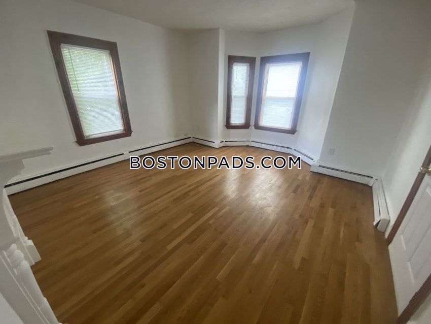 BOSTON - JAMAICA PLAIN - JAMAICA POND/PONDSIDE - 2 Beds, 1 Bath - Image 6