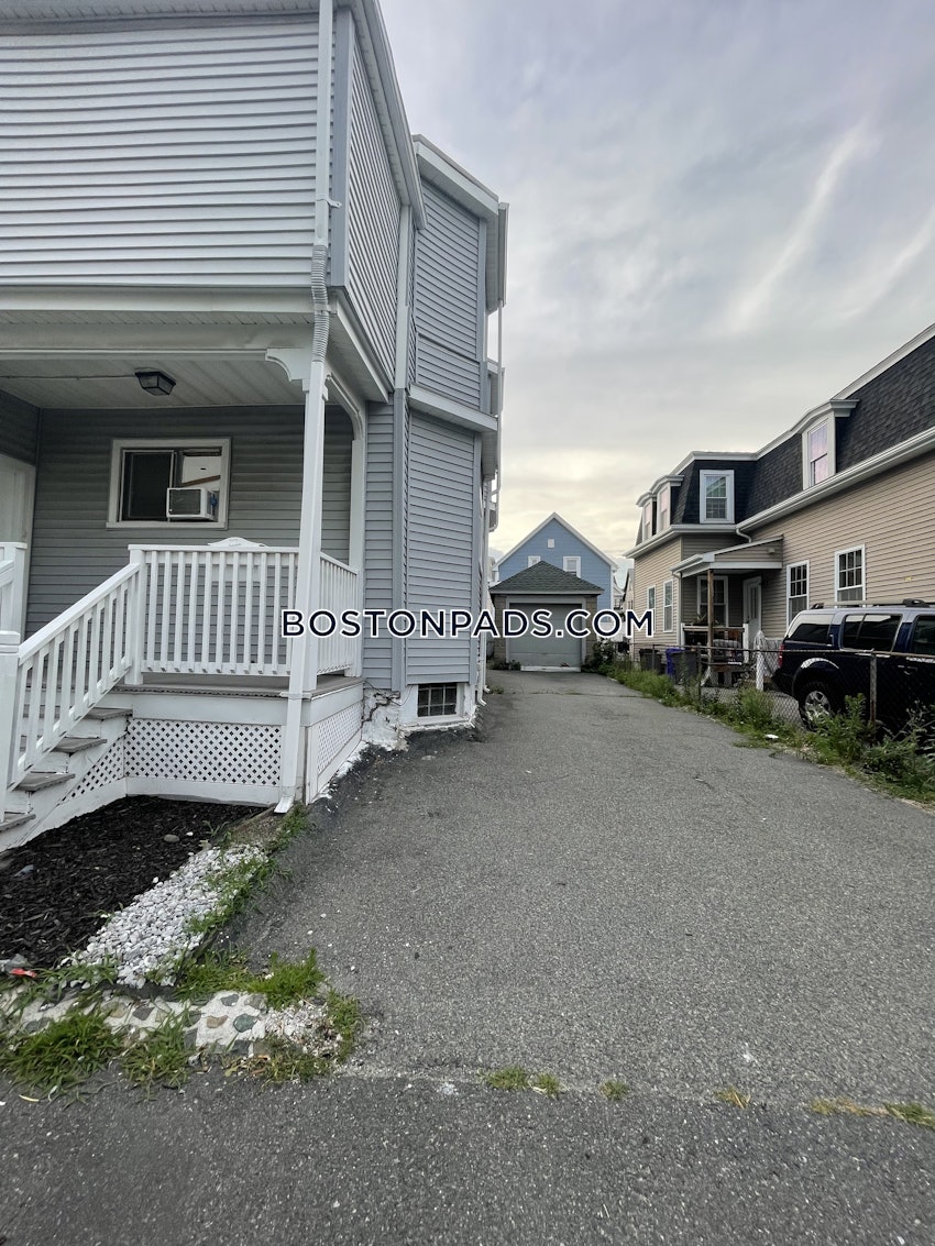 MALDEN - 4 Beds, 1 Bath - Image 39