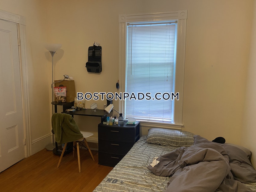 CAMBRIDGE - LECHMERE - 3 Beds, 1 Bath - Image 15