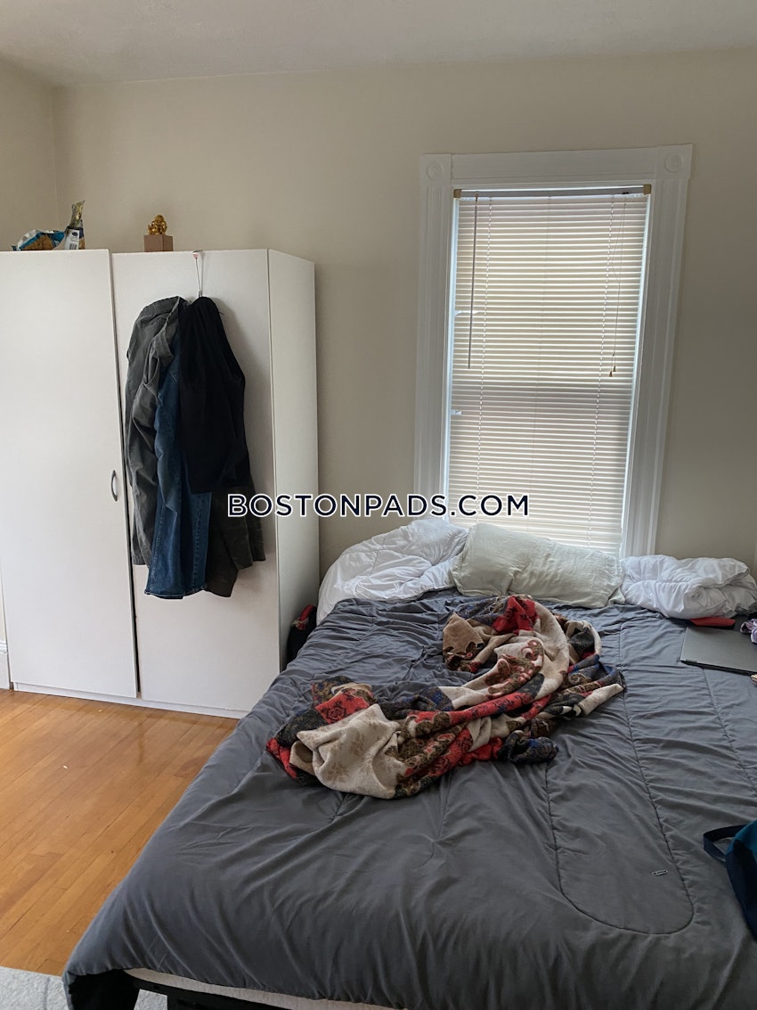 CAMBRIDGE - LECHMERE - 3 Beds, 1 Bath - Image 17