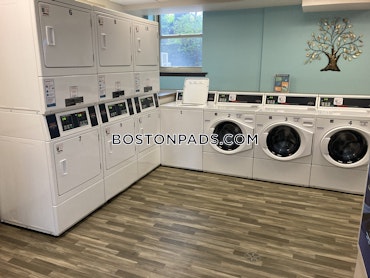 Boston - 1 Beds, 1 Baths