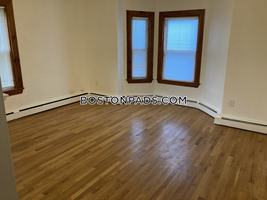 BOSTON - JAMAICA PLAIN - JAMAICA POND/PONDSIDE - 2 Beds, 1 Bath - Image 27