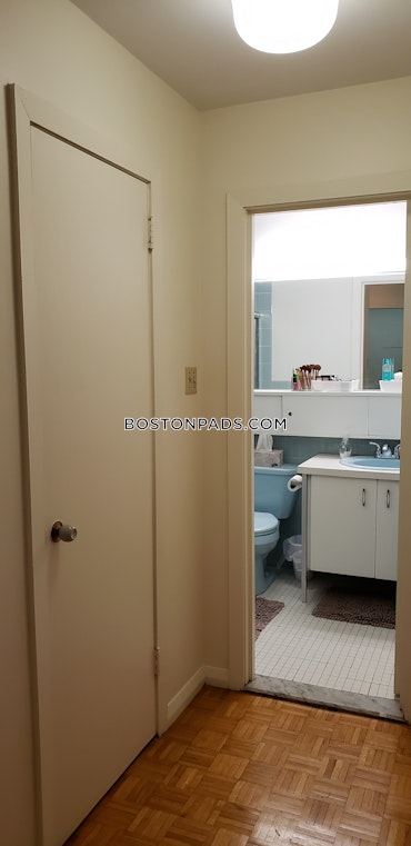 Boston - 1 Beds, 1 Baths