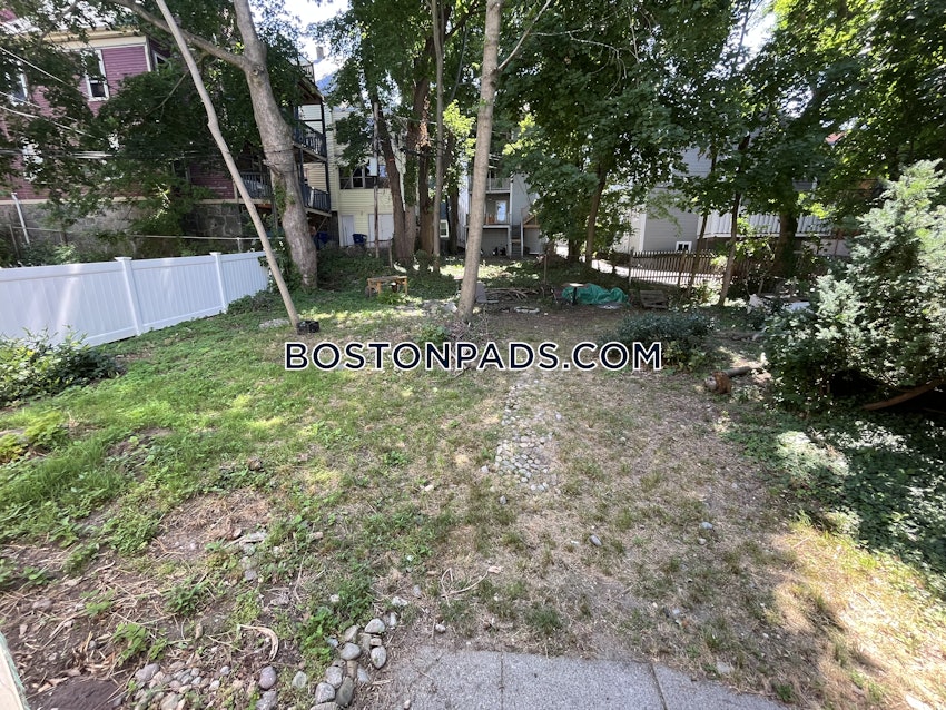 BOSTON - JAMAICA PLAIN - FOREST HILLS - 3 Beds, 1 Bath - Image 13