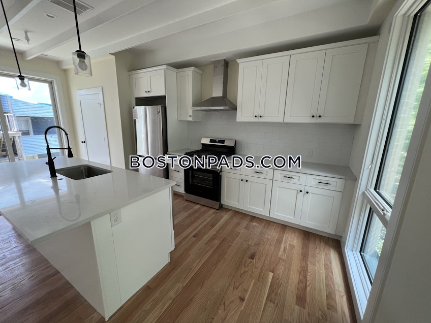 Brookline - $5,400+ /month