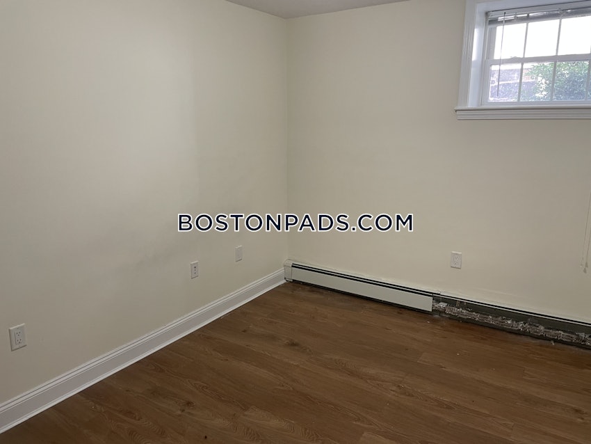 CAMBRIDGE - HARVARD SQUARE - 2 Beds, 1.5 Baths - Image 6