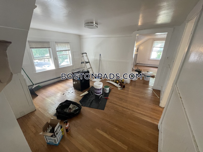 MALDEN - 2 Beds, 1 Bath - Image 9