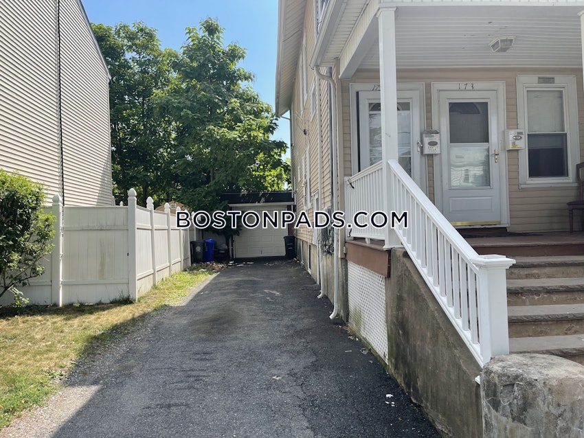 MALDEN - 3 Beds, 1 Bath - Image 7