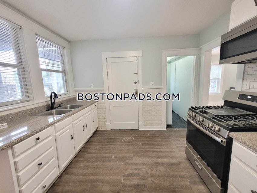 BOSTON - JAMAICA PLAIN - CENTER - 4 Beds, 1 Bath - Image 2