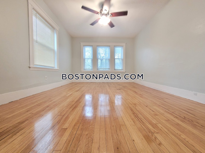 BOSTON - JAMAICA PLAIN - CENTER - 4 Beds, 1 Bath - Image 8