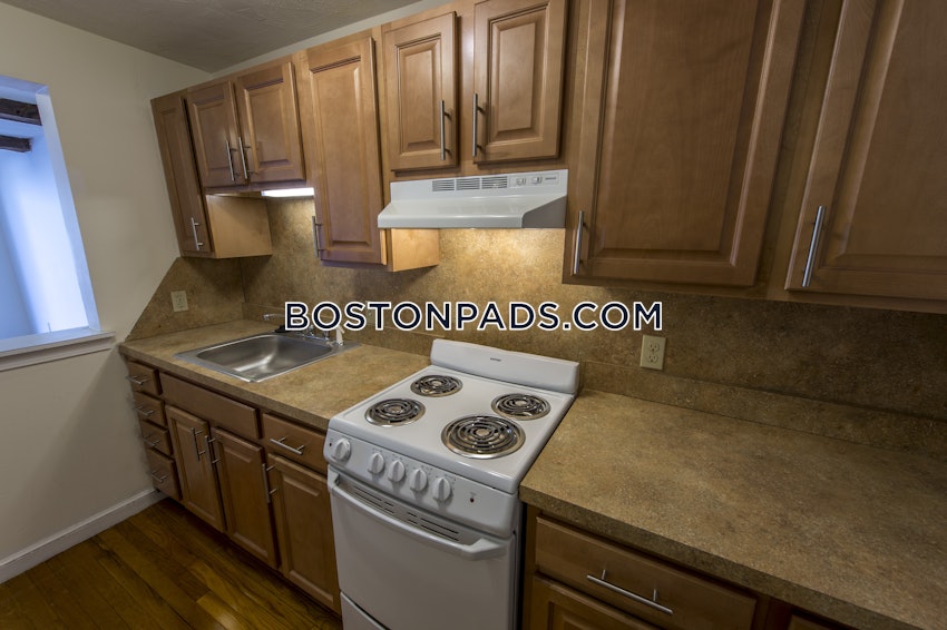 BOSTON - WEST ROXBURY - 1 Bed, 1 Bath - Image 1