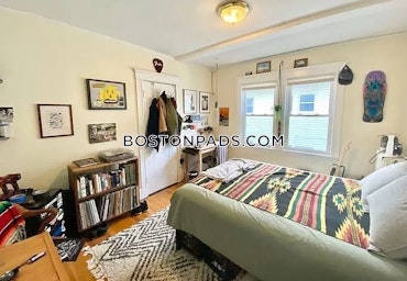 Boston - 4 Beds, 2 Baths