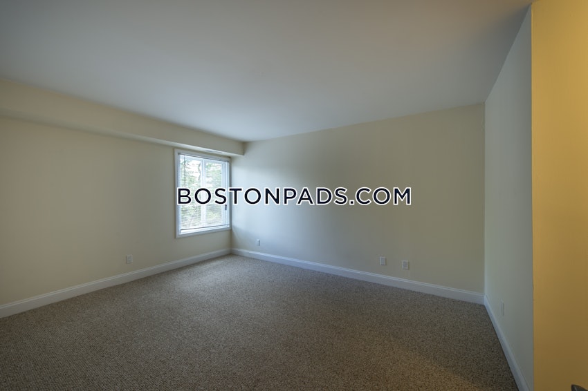 WOBURN - 1 Bed, 1 Bath - Image 1