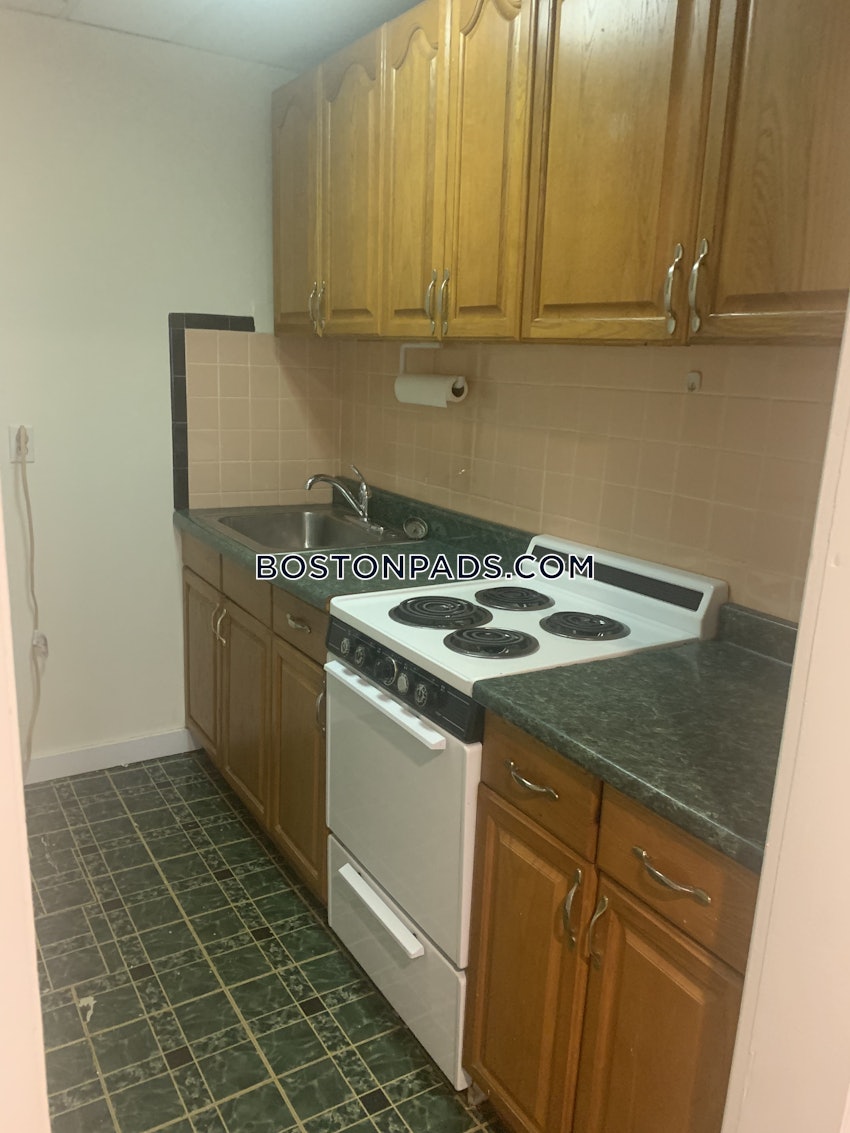 BROOKLINE- COOLIDGE CORNER - Studio , 1 Bath - Image 1