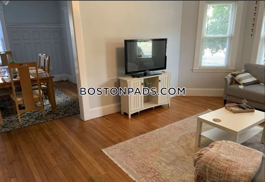 BOSTON - BRIGHTON - BOSTON COLLEGE - 4 Beds, 2 Baths - Image 1