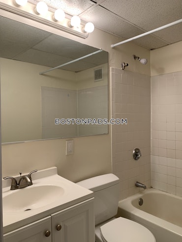 Boston - 2 Beds, 1 Baths