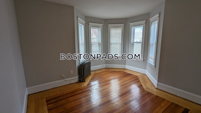 Boston - $3,765+ /mo