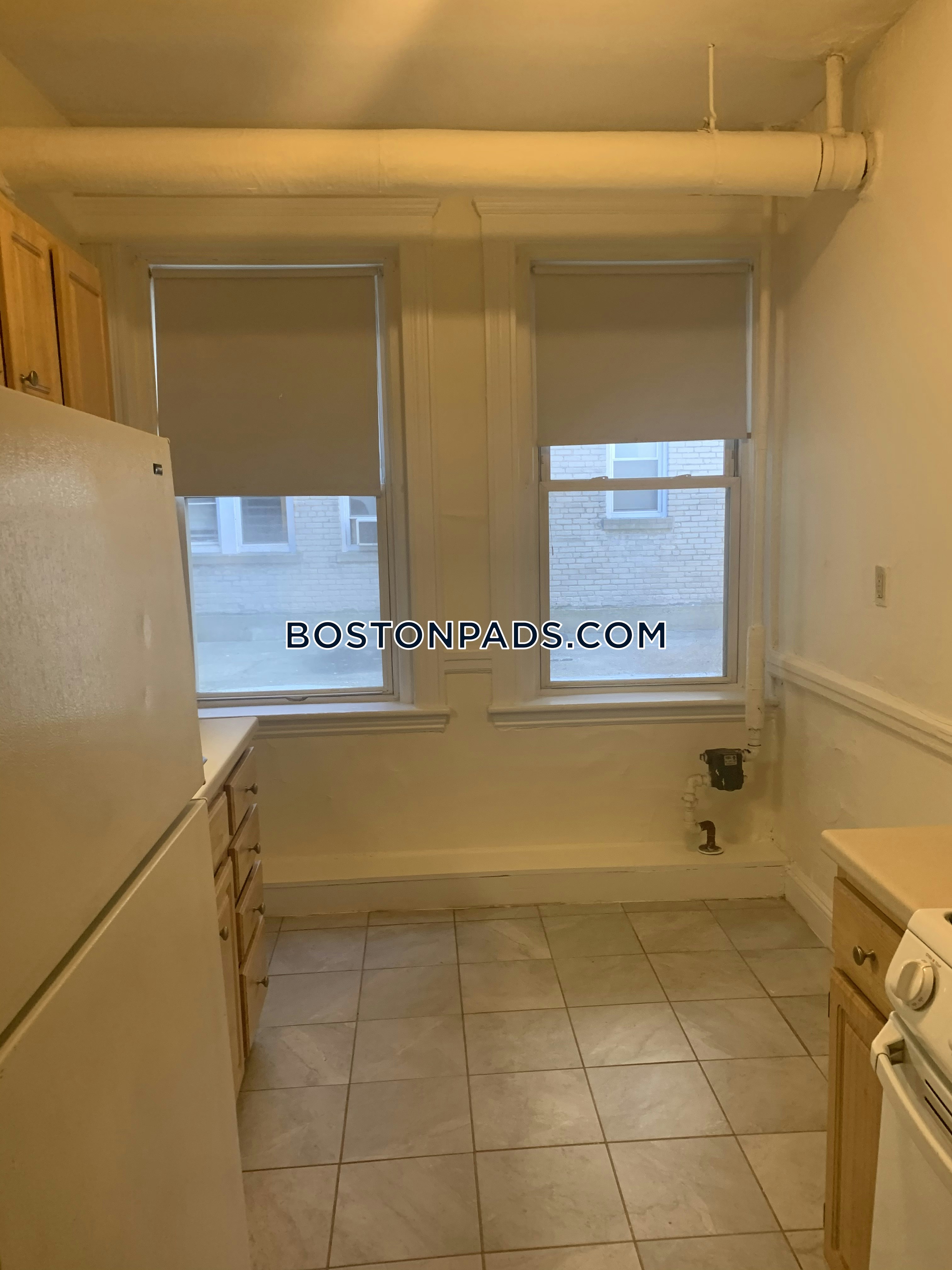 Boston - 0 Beds, 1 Baths