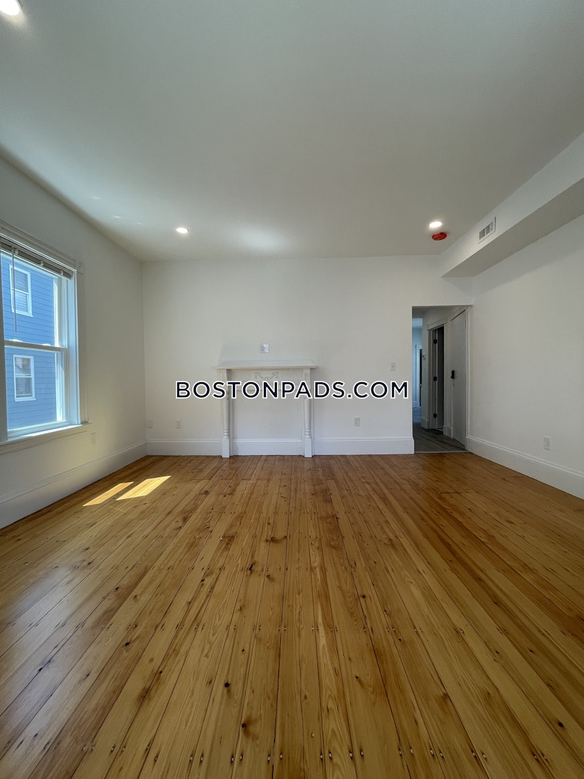 BOSTON - JAMAICA PLAIN - ARBORETUM - 2 Beds, 1 Bath - Image 8