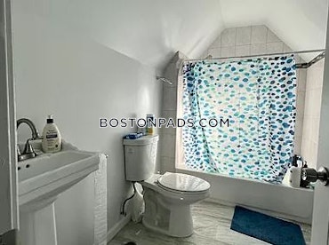 Boston - 7 Beds, 6 Baths