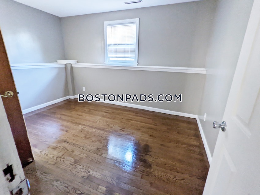 BOSTON - DORCHESTER - UPHAMS CORNER - 3 Beds, 1 Bath - Image 14