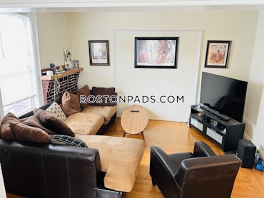 Boston - 6 Beds, 2 Baths