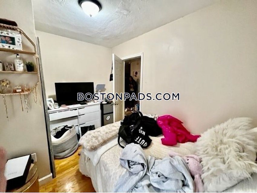 BOSTON - NORTH END - 3 Beds, 2 Baths - Image 26