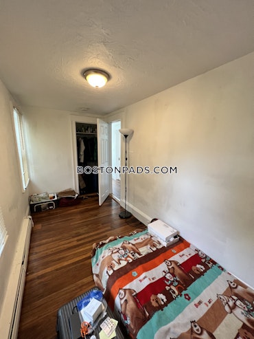 Boston - 4 Beds, 2 Baths