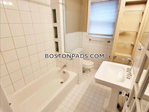 Winthrop Rd. Brookline photo 41