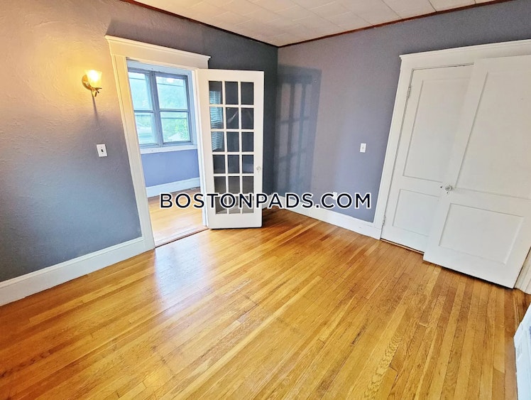 Winthrop Rd., Brookline