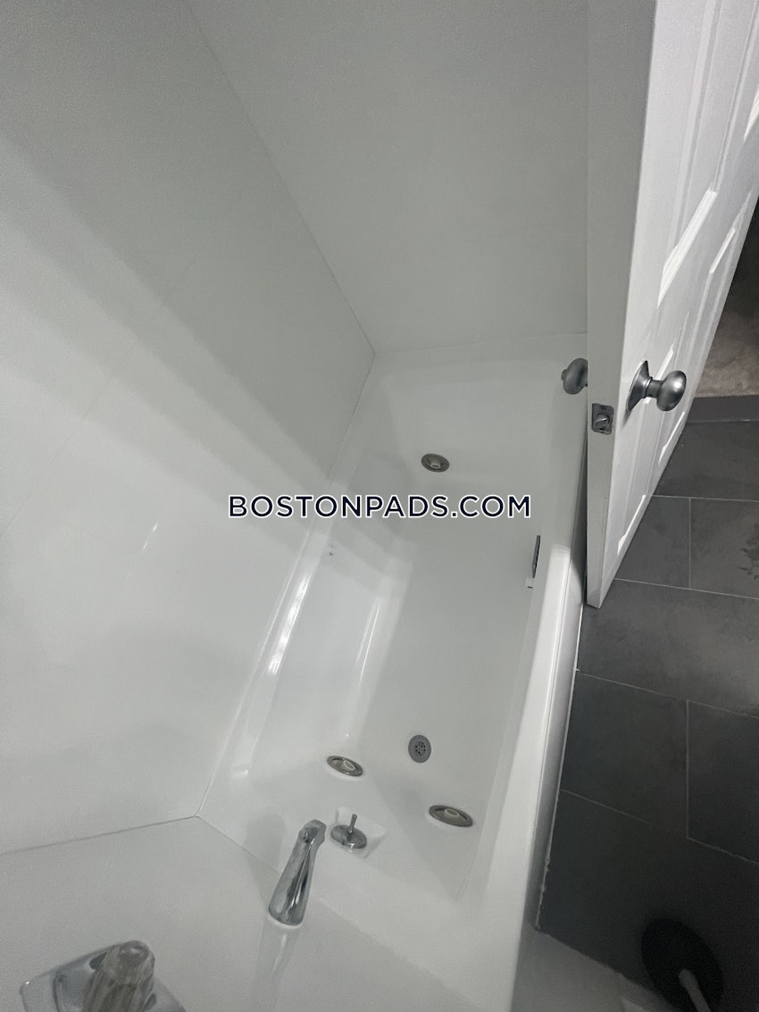 BOSTON - WEST ROXBURY - 2 Beds, 2 Baths - Image 19