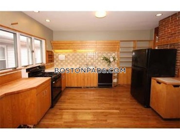 Boston - 3 Beds, 2 Baths