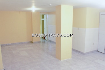 Boston - 4 Beds, 2 Baths