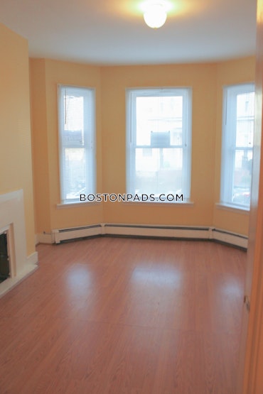 Boston - 4 Beds, 2 Baths