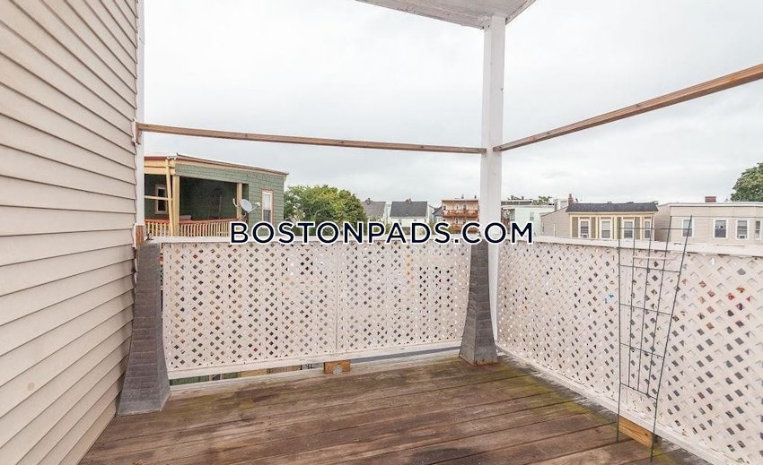 BOSTON - DORCHESTER/SOUTH BOSTON BORDER - 5 Beds, 1 Bath - Image 5