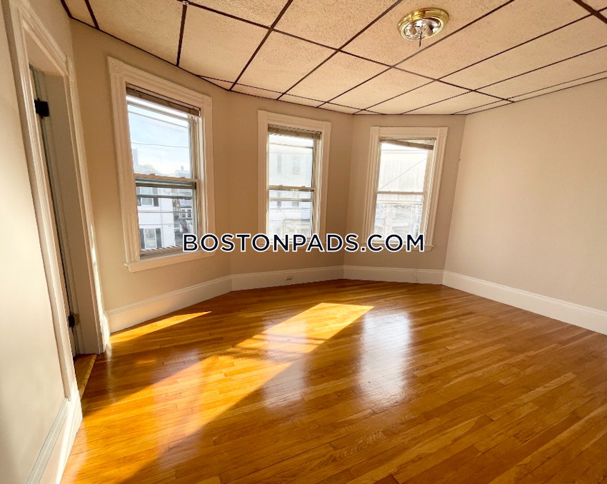 BOSTON - DORCHESTER - SAVIN HILL - 4 Beds, 1 Bath - Image 12