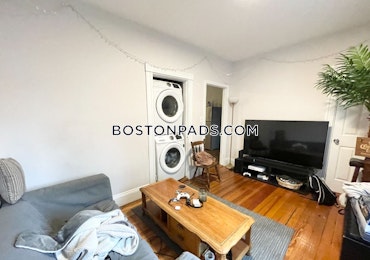 Boston - 2 Beds, 1.5 Baths