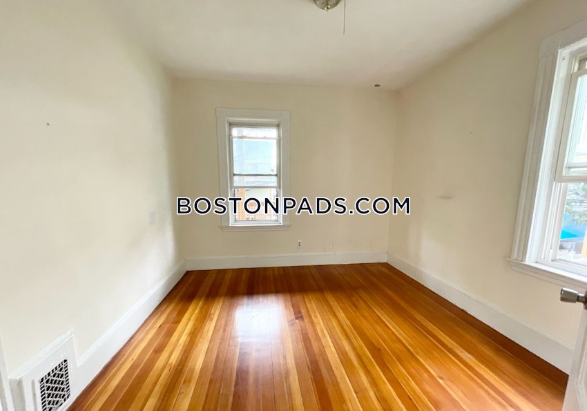 BOSTON - DORCHESTER - SAVIN HILL - 4 Beds, 2 Baths - Image 7